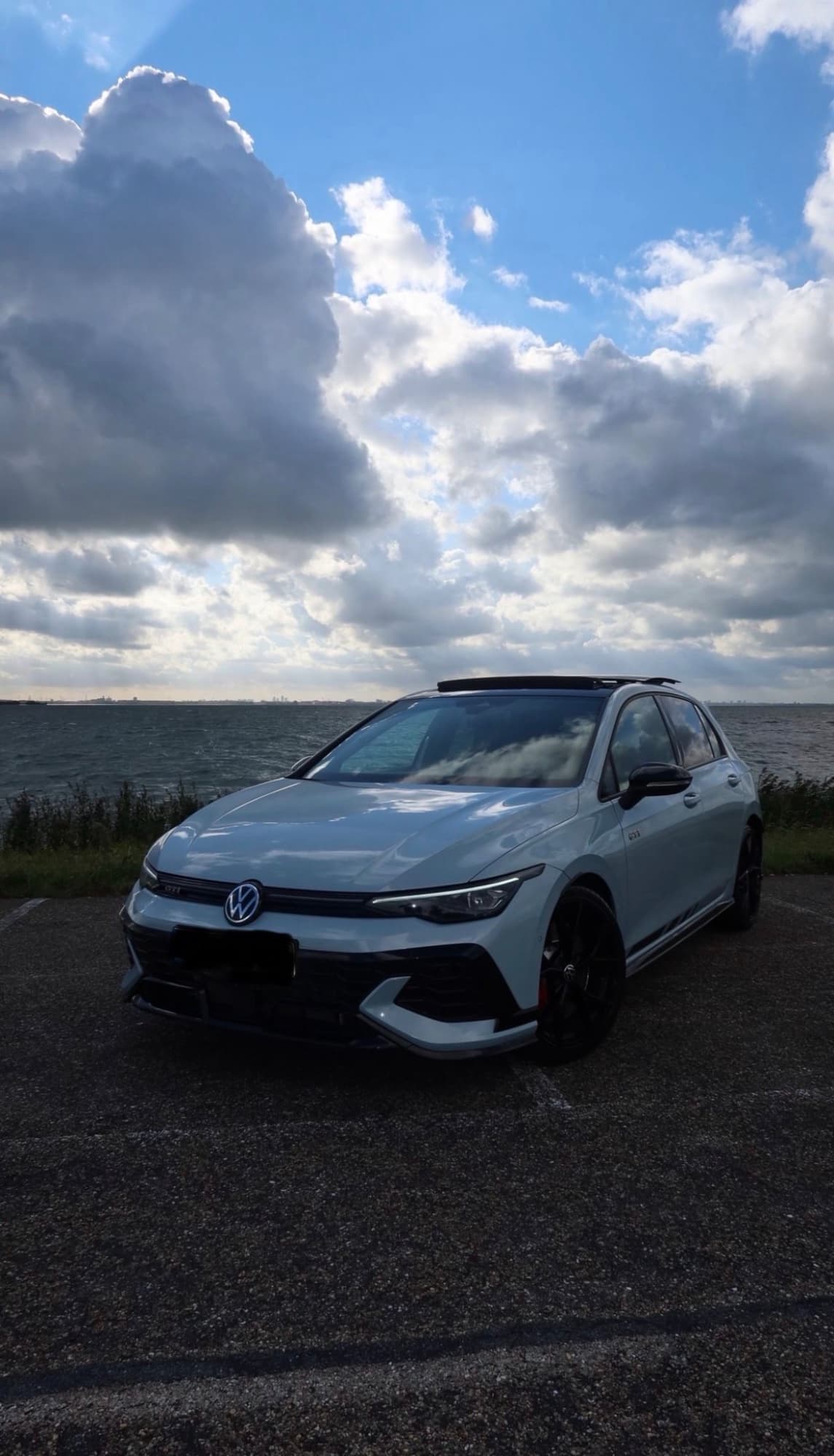 VOLKSWAGEN GOLF 8.5 GTI CLUBSPORT akra